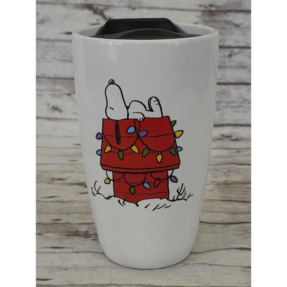 Peanuts Snoopy Christmas travel mug Stoneware With Lid Decorted Doghouse